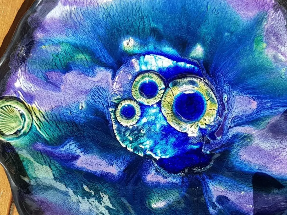 Close up of the patterns and glazing on one of Rod Grahams ceramic pieces | Clayworks Ōtaki